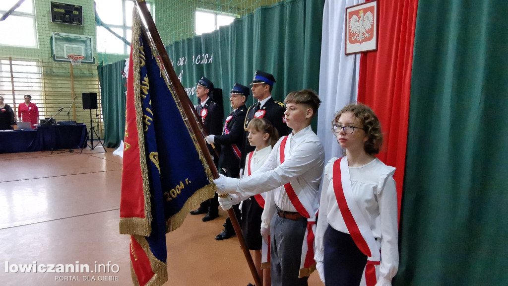 Uroczystości patriotyczne w Popowie Głowieńskim