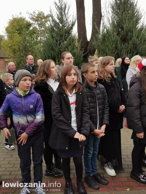 Uroczystości patriotyczne w Popowie Głowieńskim