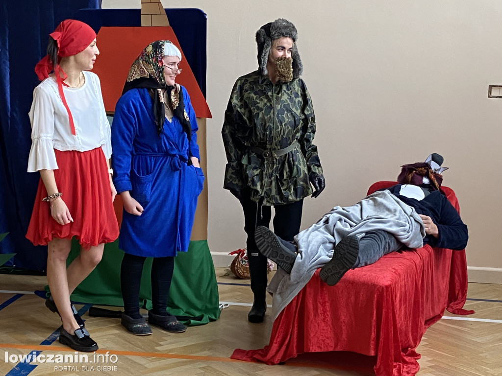 Czerwony Kapturek w SP w Zielkowicach