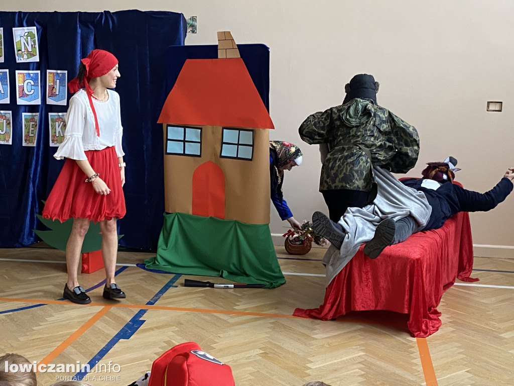 Czerwony Kapturek w SP w Zielkowicach