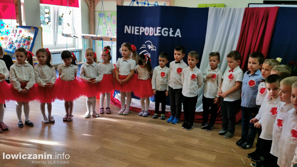 Dzień Niepodległości w Przedszkolu nr 5 w Łowiczu