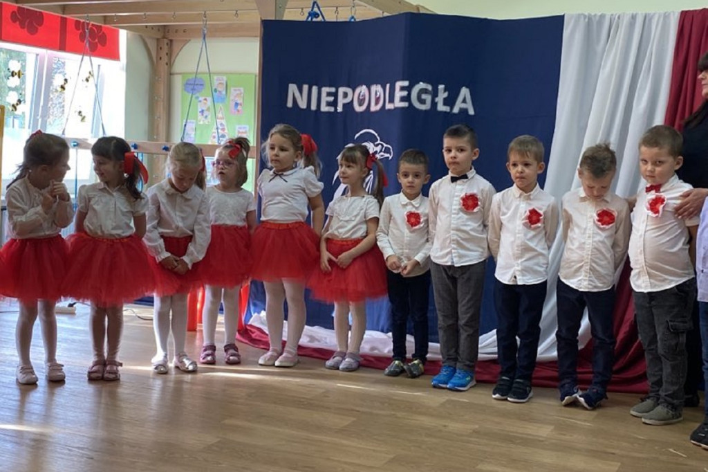 Dzień Niepodległości w Przedszkolu nr 5 w Łowiczu