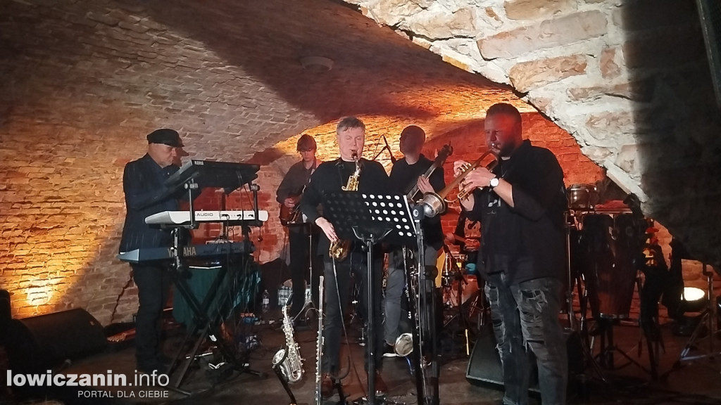 Koncert poświęcony M. Davisowi w łowickim muzeum