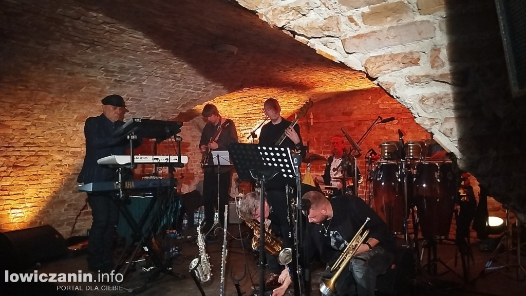 Koncert poświęcony M. Davisowi w łowickim muzeum