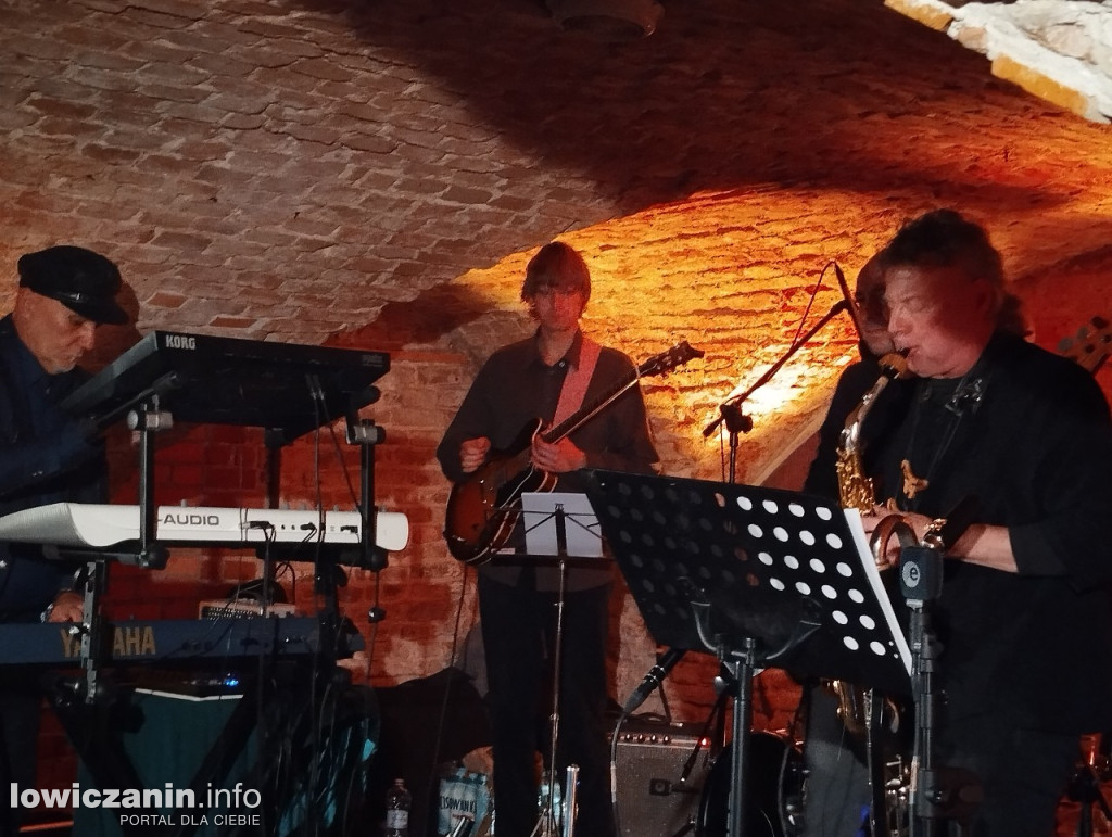 Koncert poświęcony M. Davisowi w łowickim muzeum