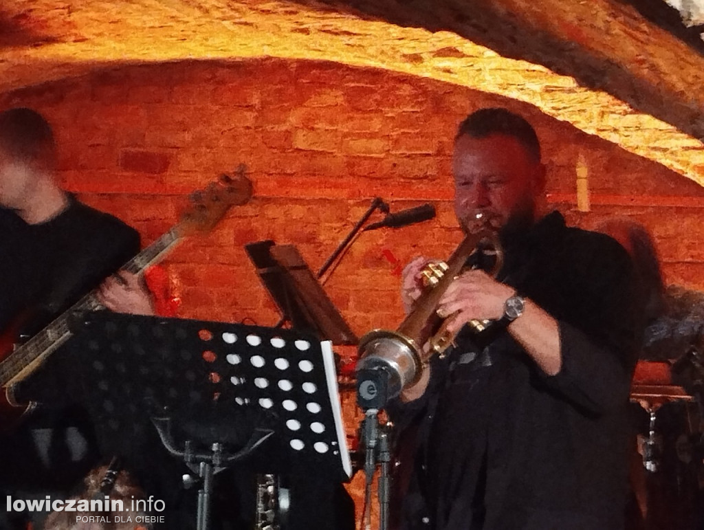 Koncert poświęcony M. Davisowi w łowickim muzeum