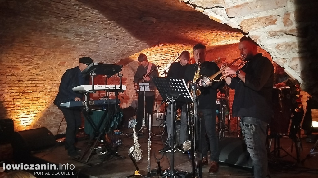Koncert poświęcony M. Davisowi w łowickim muzeum