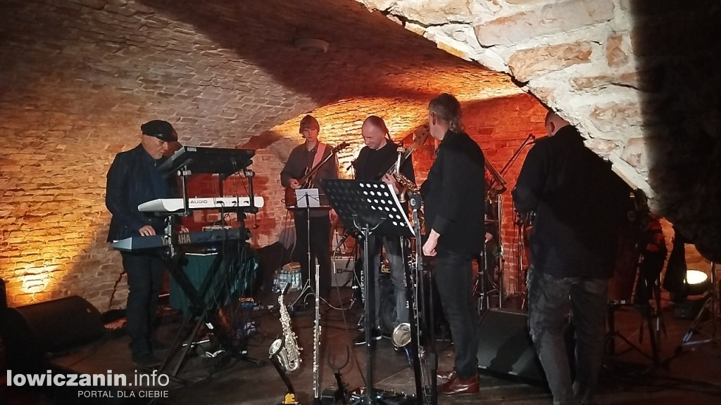 Koncert poświęcony M. Davisowi w łowickim muzeum