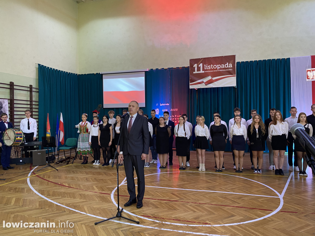 Narodowe Święto Niepodległości w szkole na Blichu