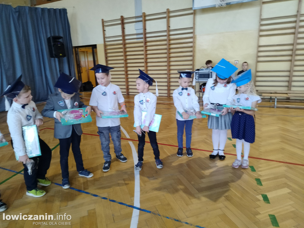 Uroczystości w Szkole Podstawowej nr 3 w Łowiczu