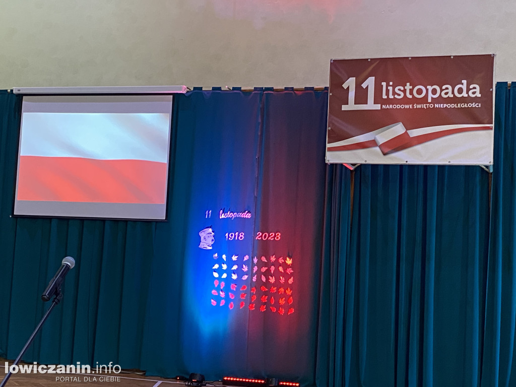 Narodowe Święto Niepodległości w szkole na Blichu