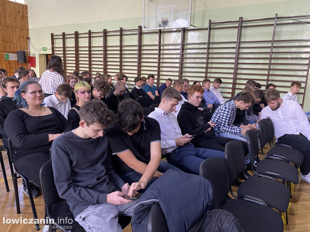 Narodowe Święto Niepodległości w szkole na Blichu