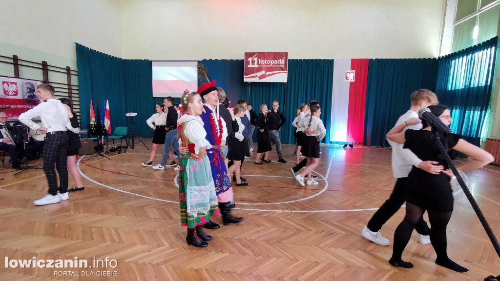 Narodowe Święto Niepodległości w szkole na Blichu