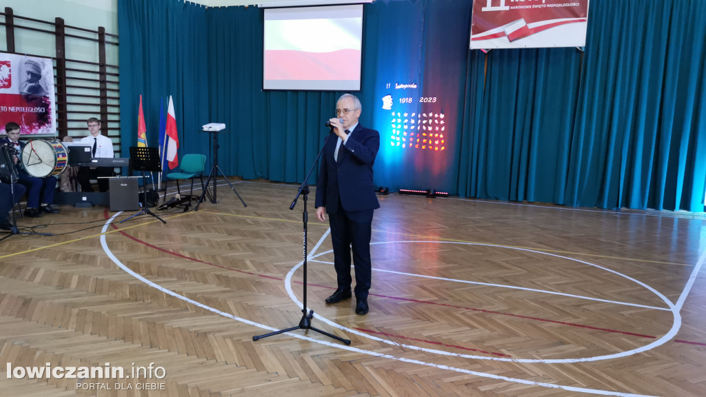 Narodowe Święto Niepodległości w szkole na Blichu