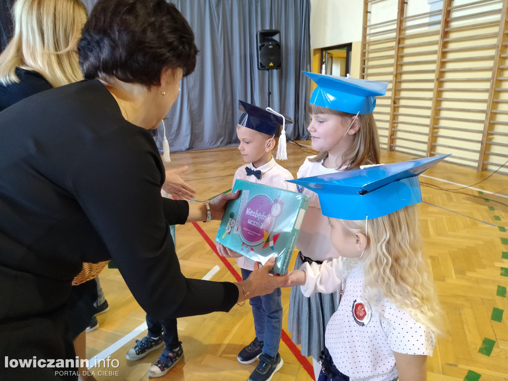 Uroczystości w Szkole Podstawowej nr 3 w Łowiczu