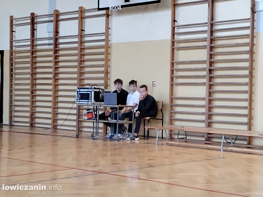 Uroczystości w Szkole Podstawowej nr 3 w Łowiczu