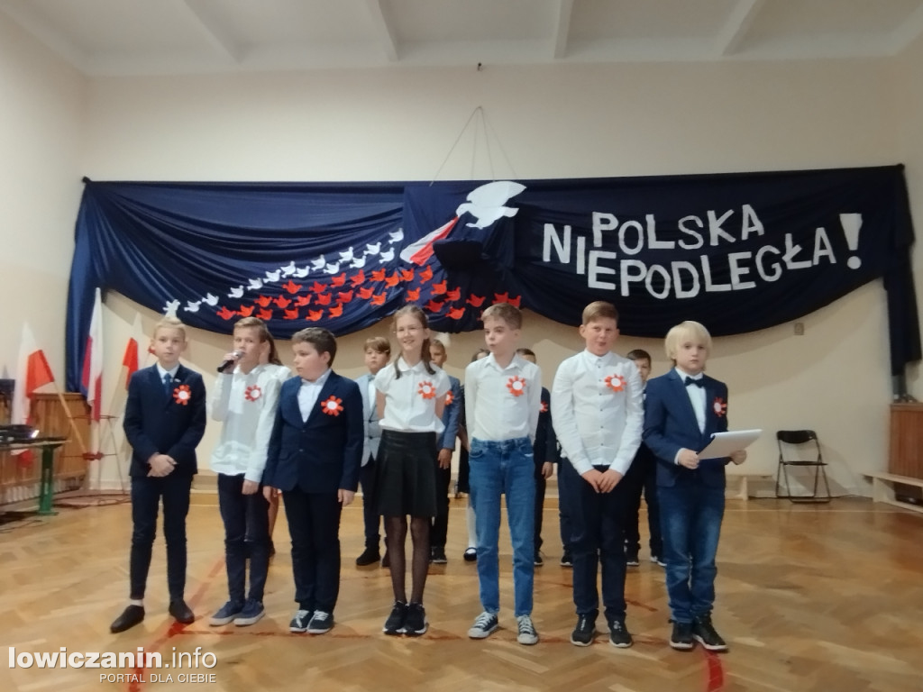 Akademia z okazji Dnia Niepodległości w SP 1