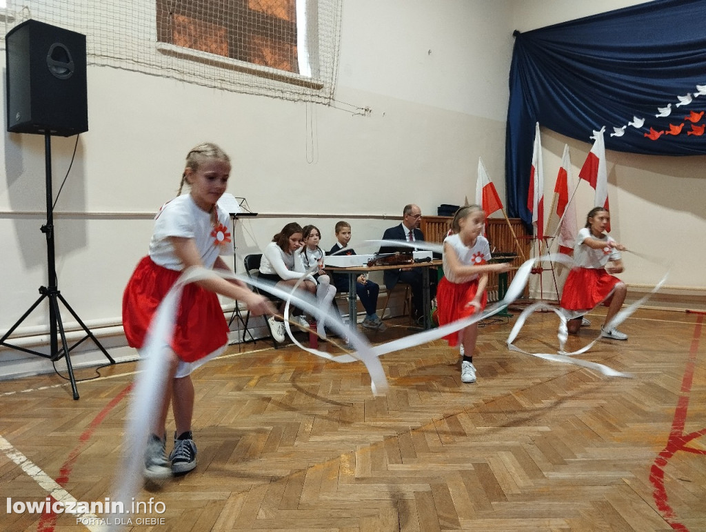 Akademia z okazji Dnia Niepodległości w SP 1