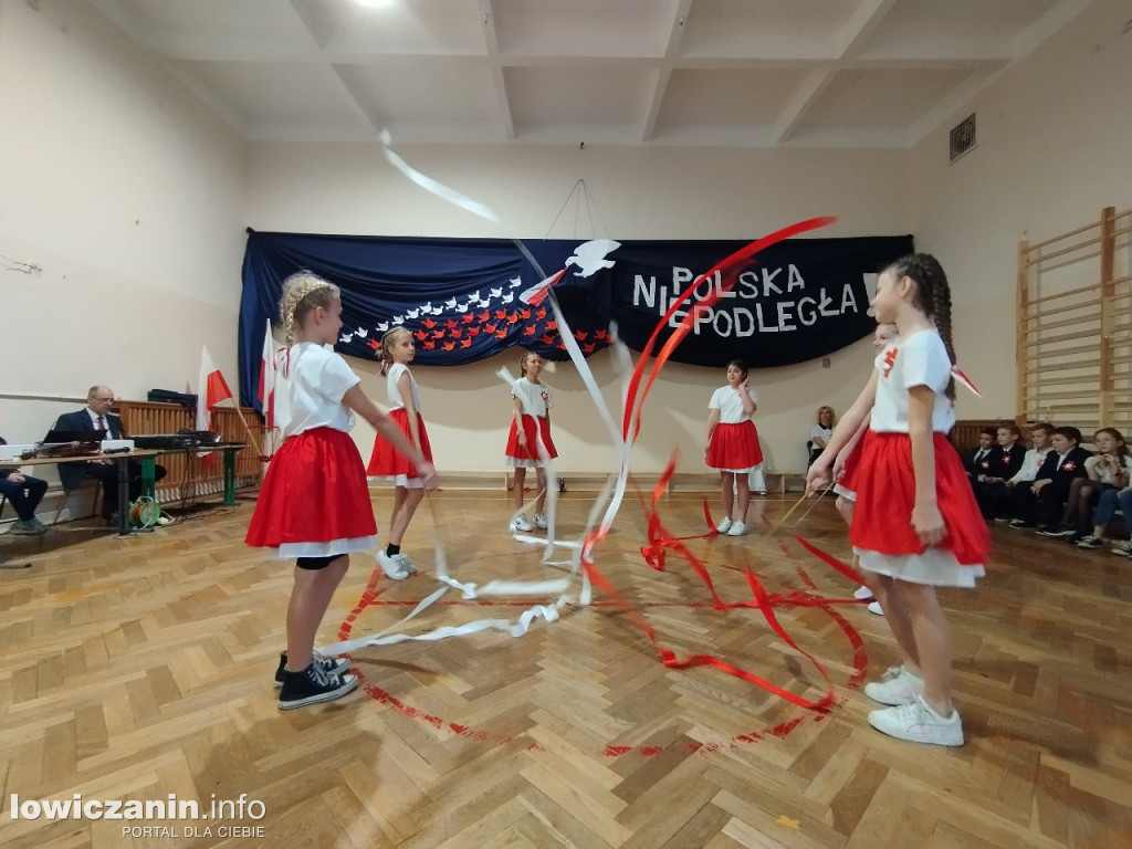 Akademia z okazji Dnia Niepodległości w SP 1