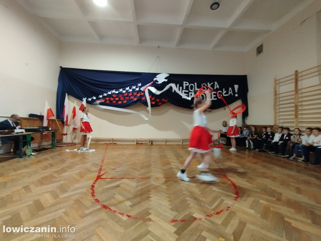 Akademia z okazji Dnia Niepodległości w SP 1