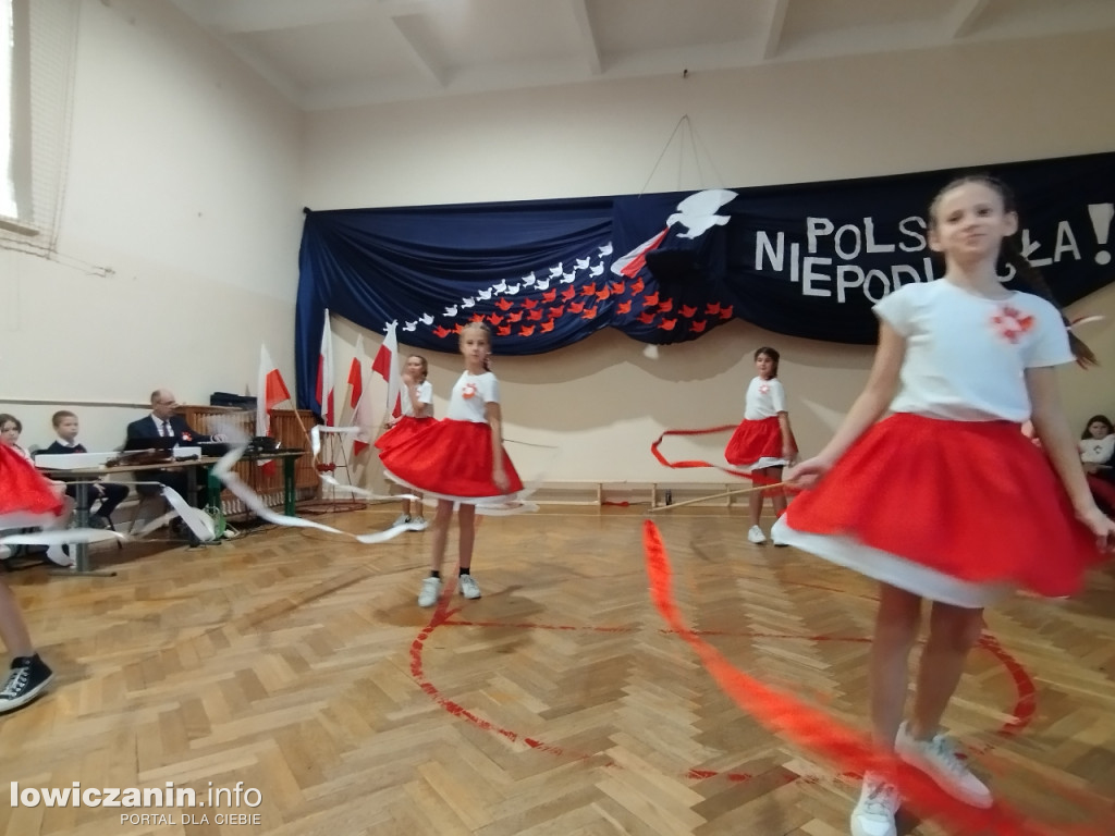 Akademia z okazji Dnia Niepodległości w SP 1