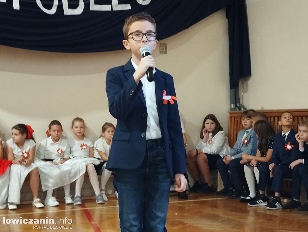 Akademia z okazji Dnia Niepodległości w SP 1