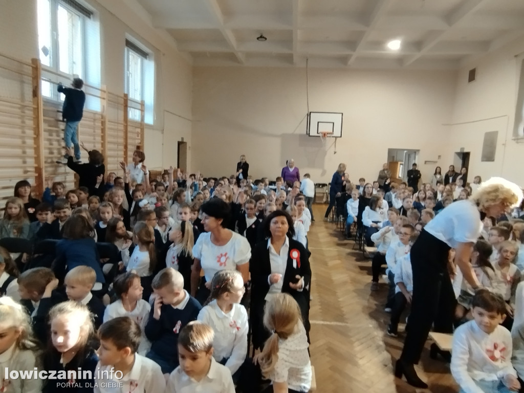 Akademia z okazji Dnia Niepodległości w SP 1