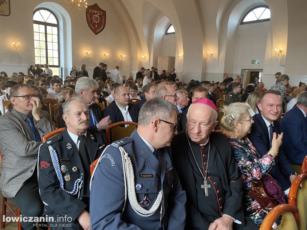 105. rocznica odzyskania przez Polskę Niepodległości i święto szkoły ZST w Łowiczu