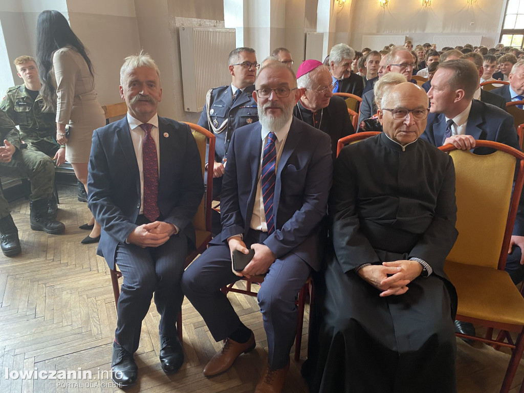 105. rocznica odzyskania przez Polskę Niepodległości i święto szkoły ZST w Łowiczu