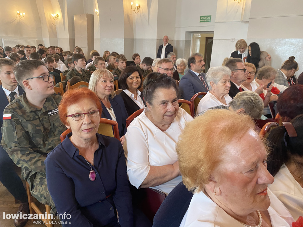 105. rocznica odzyskania przez Polskę Niepodległości i święto szkoły ZST w Łowiczu