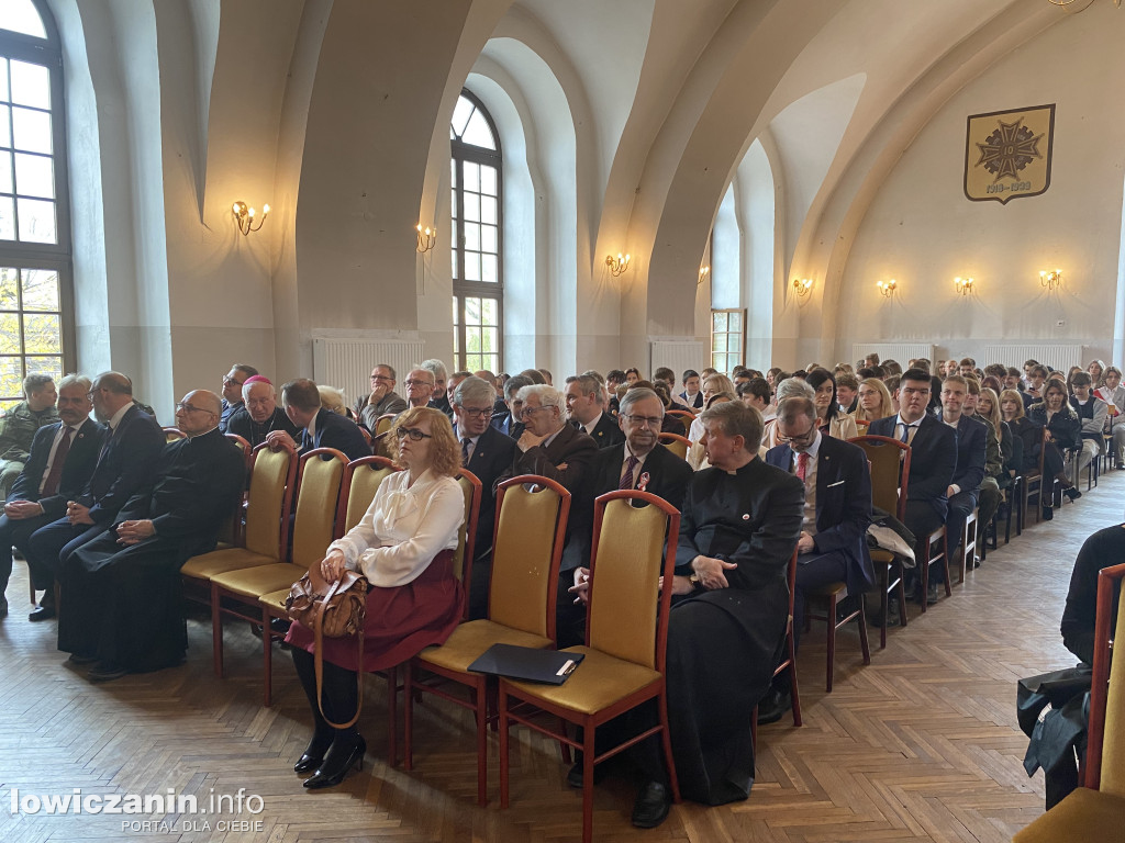 105. rocznica odzyskania przez Polskę Niepodległości i święto szkoły ZST w Łowiczu