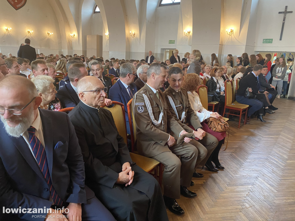 105. rocznica odzyskania przez Polskę Niepodległości i święto szkoły ZST w Łowiczu