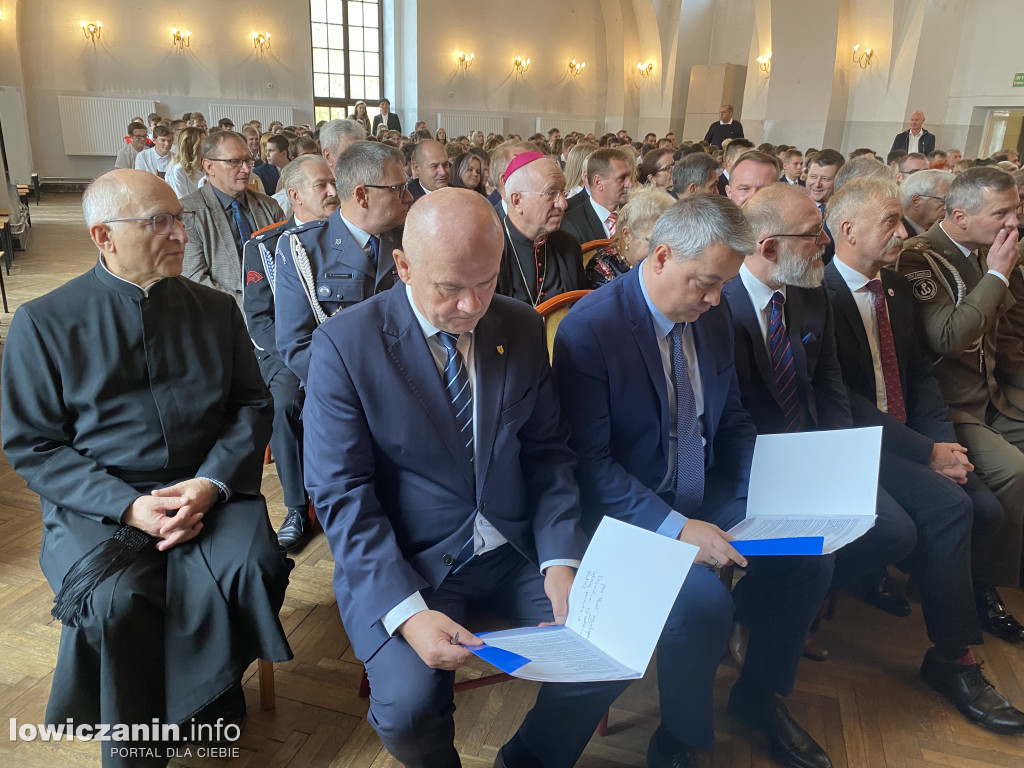 105. rocznica odzyskania przez Polskę Niepodległości i święto szkoły ZST w Łowiczu