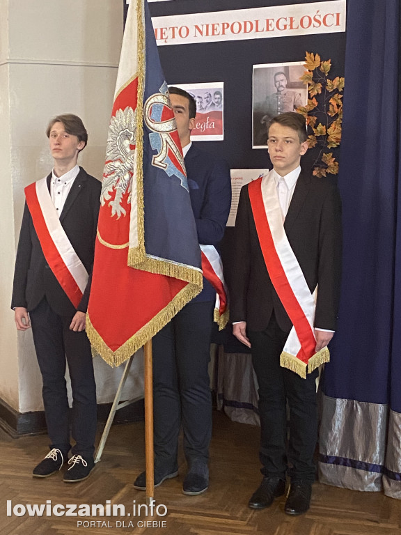 105. rocznica odzyskania przez Polskę Niepodległości i święto szkoły ZST w Łowiczu