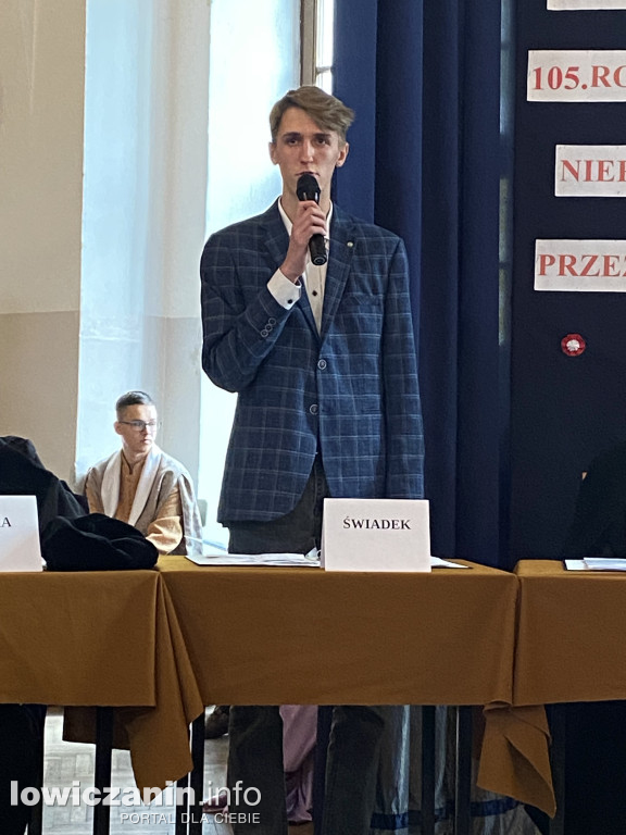 105. rocznica odzyskania przez Polskę Niepodległości i święto szkoły ZST w Łowiczu