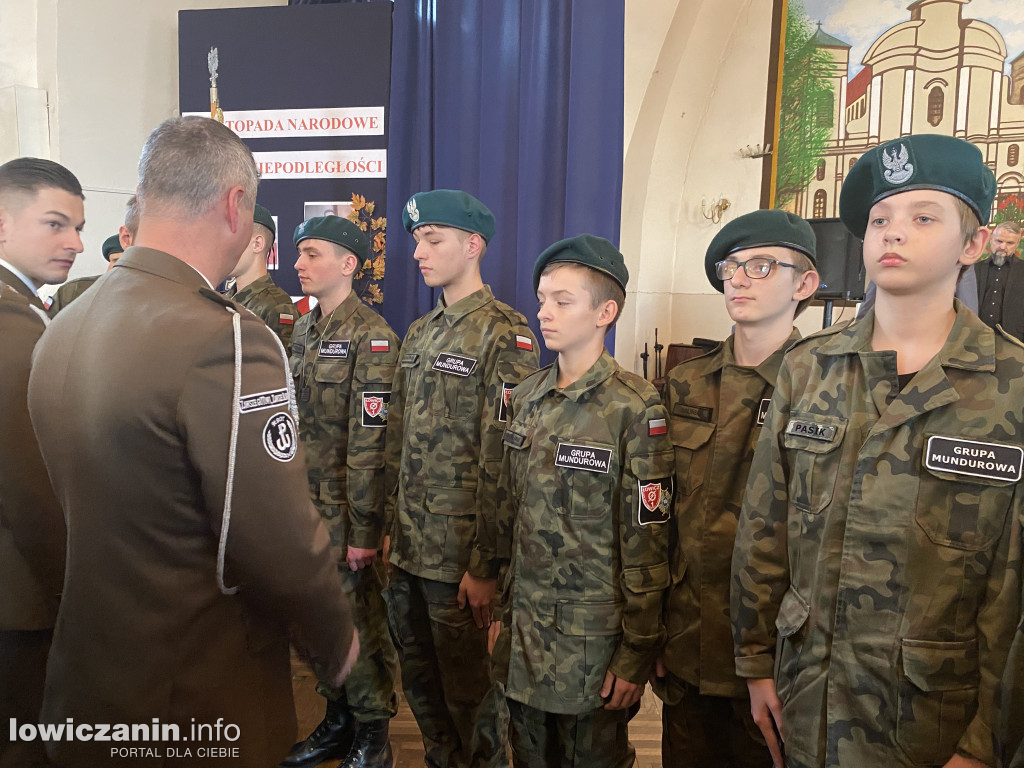 105. rocznica odzyskania przez Polskę Niepodległości i święto szkoły ZST w Łowiczu