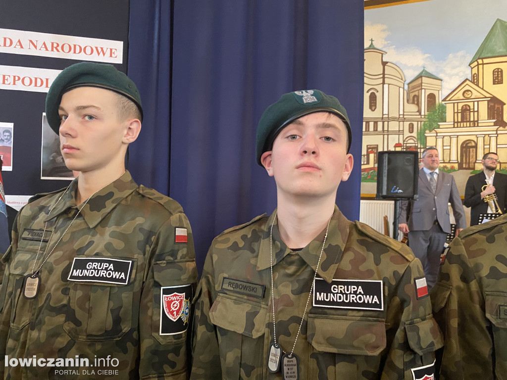 105. rocznica odzyskania przez Polskę Niepodległości i święto szkoły ZST w Łowiczu