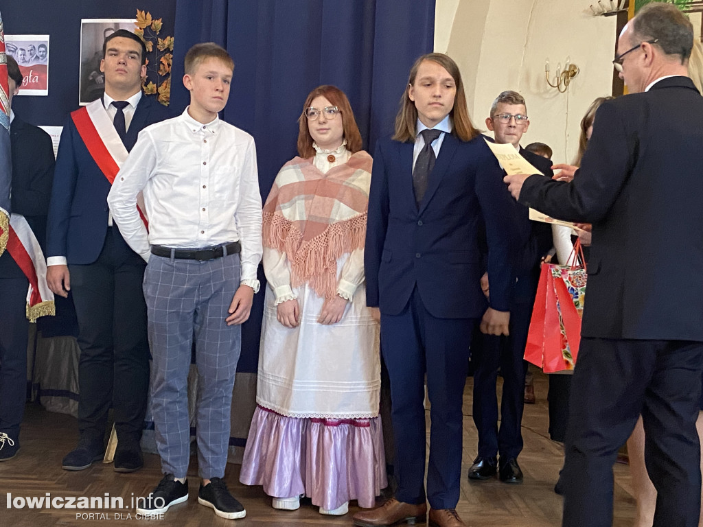 105. rocznica odzyskania przez Polskę Niepodległości i święto szkoły ZST w Łowiczu