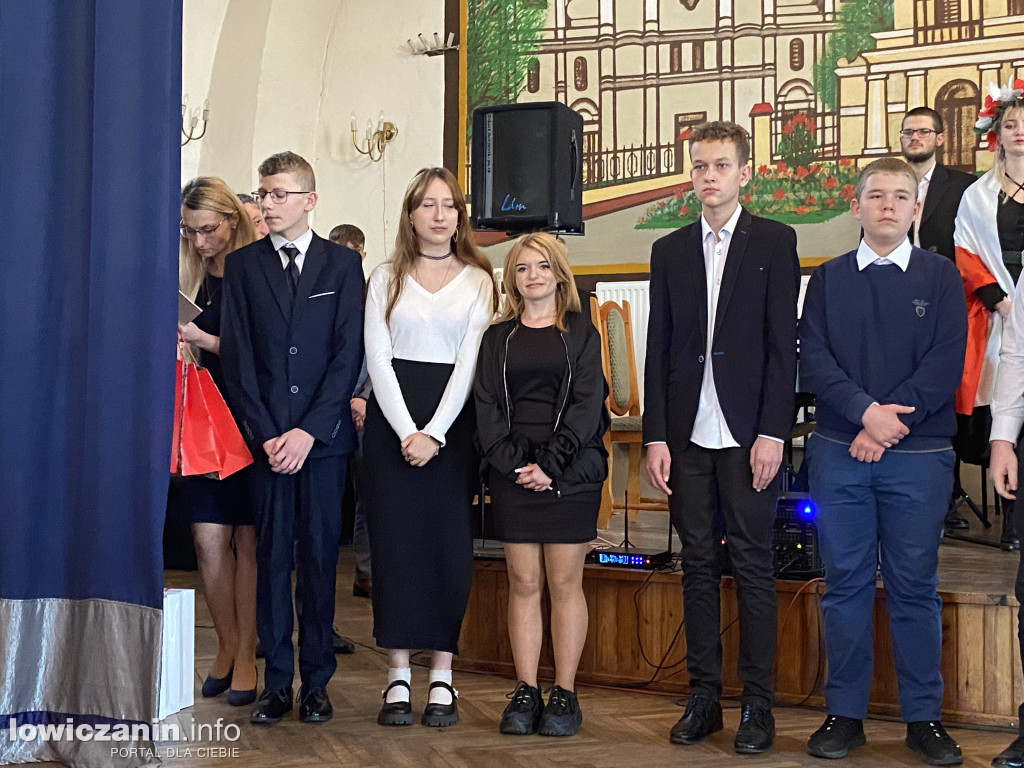 105. rocznica odzyskania przez Polskę Niepodległości i święto szkoły ZST w Łowiczu