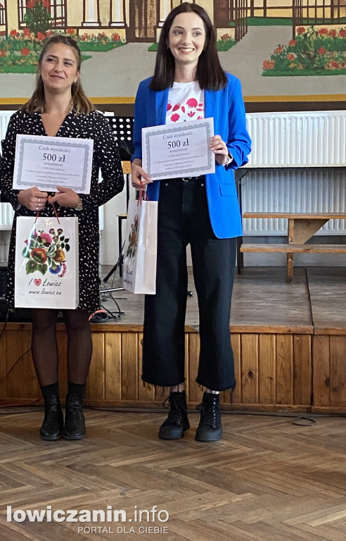 105. rocznica odzyskania przez Polskę Niepodległości i święto szkoły ZST w Łowiczu