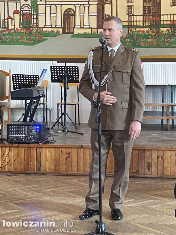 105. rocznica odzyskania przez Polskę Niepodległości i święto szkoły ZST w Łowiczu