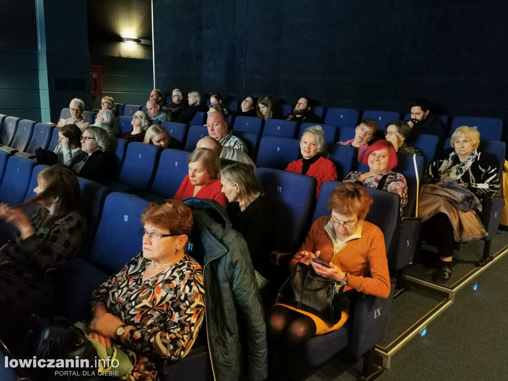 Niemy film z muzyką na żywo w kinie Fenix
