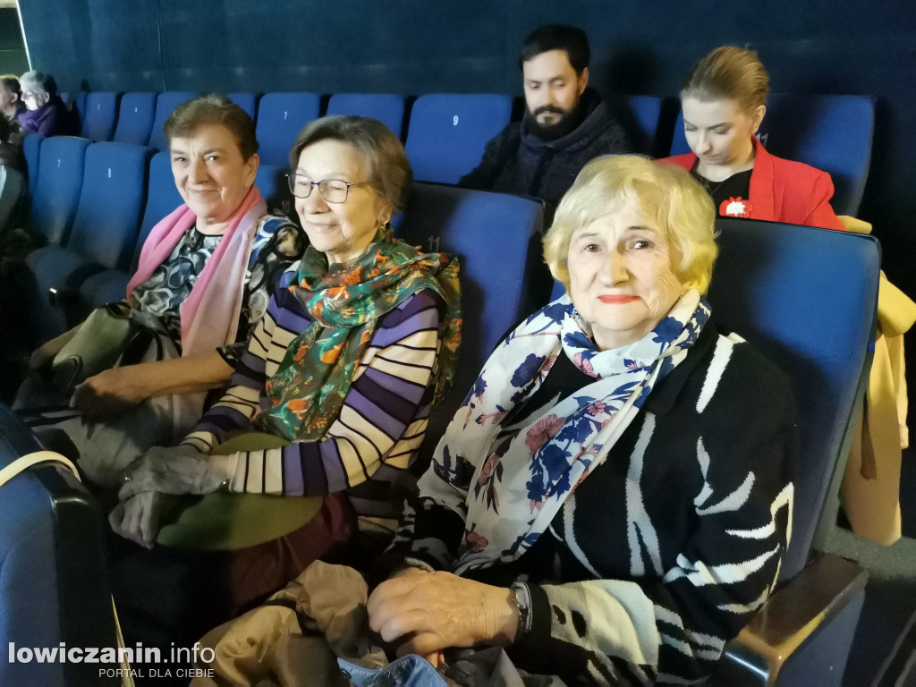Niemy film z muzyką na żywo w kinie Fenix