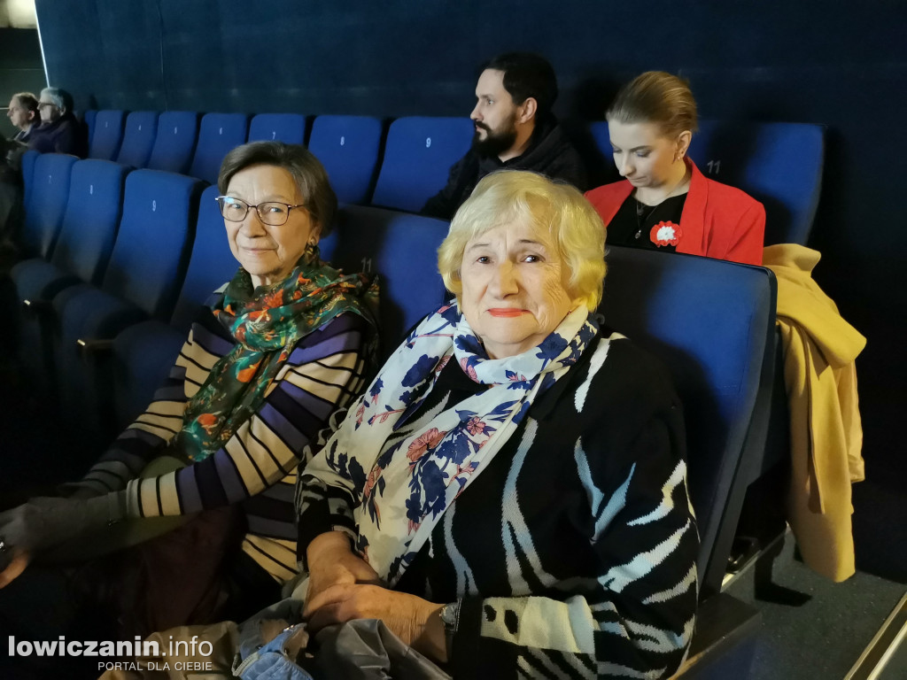 Niemy film z muzyką na żywo w kinie Fenix