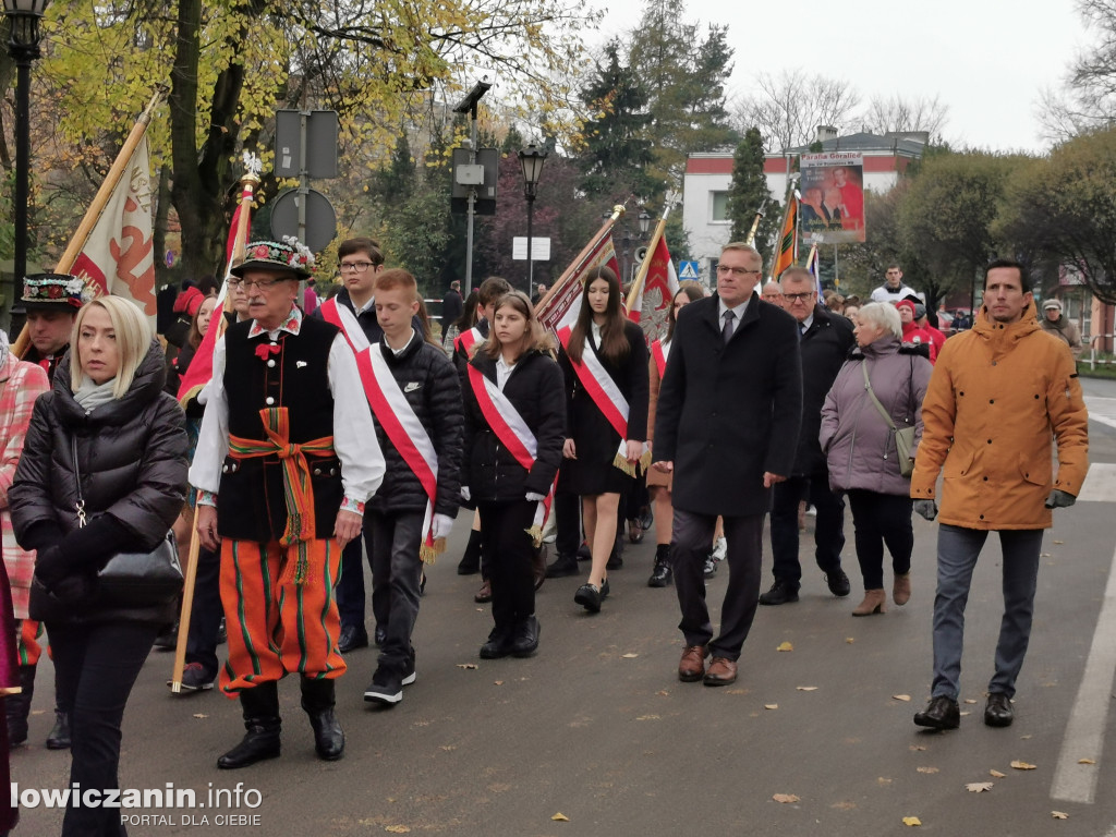 Procesja z relikwiami św. Wiktorii w Łowiczu