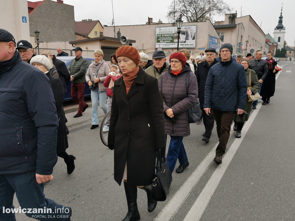 Procesja z relikwiami św. Wiktorii w Łowiczu