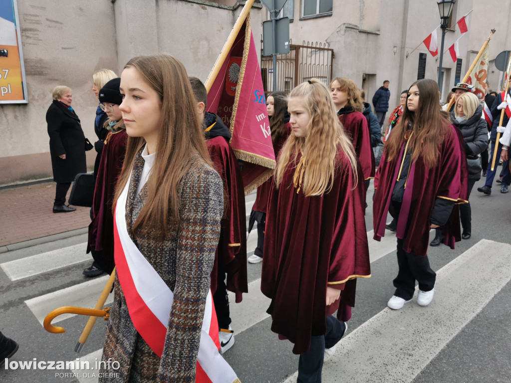 Procesja z relikwiami św. Wiktorii w Łowiczu