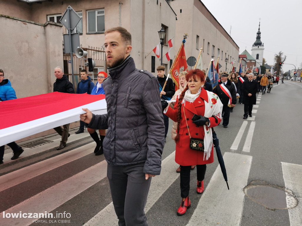 Procesja z relikwiami św. Wiktorii w Łowiczu