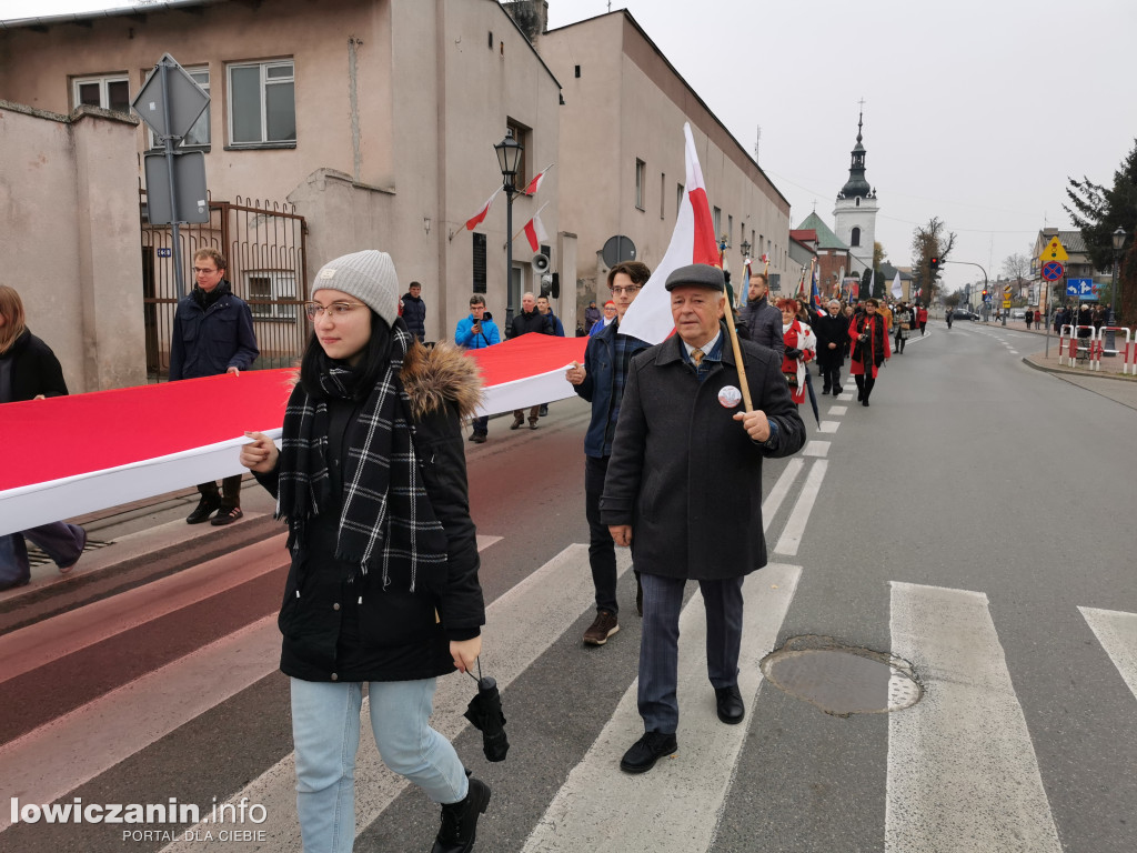 Procesja z relikwiami św. Wiktorii w Łowiczu