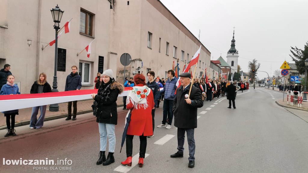Procesja z relikwiami św. Wiktorii w Łowiczu